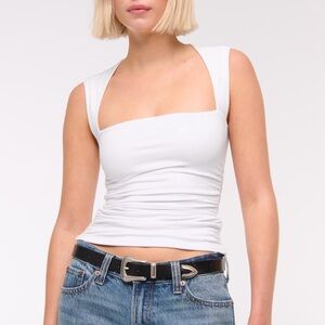 NWT The A&F Ava Top - Small